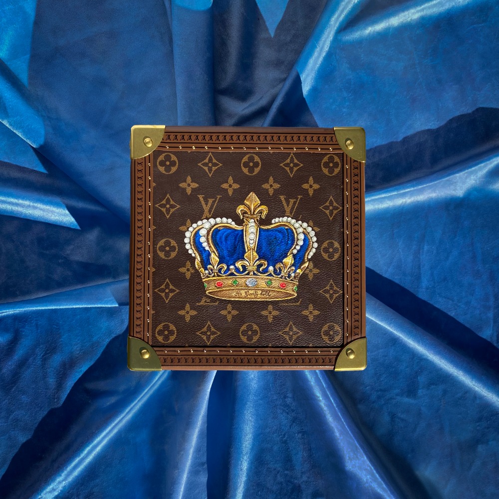 Coffret à bijoux Louis Vuitton custom couronne royale