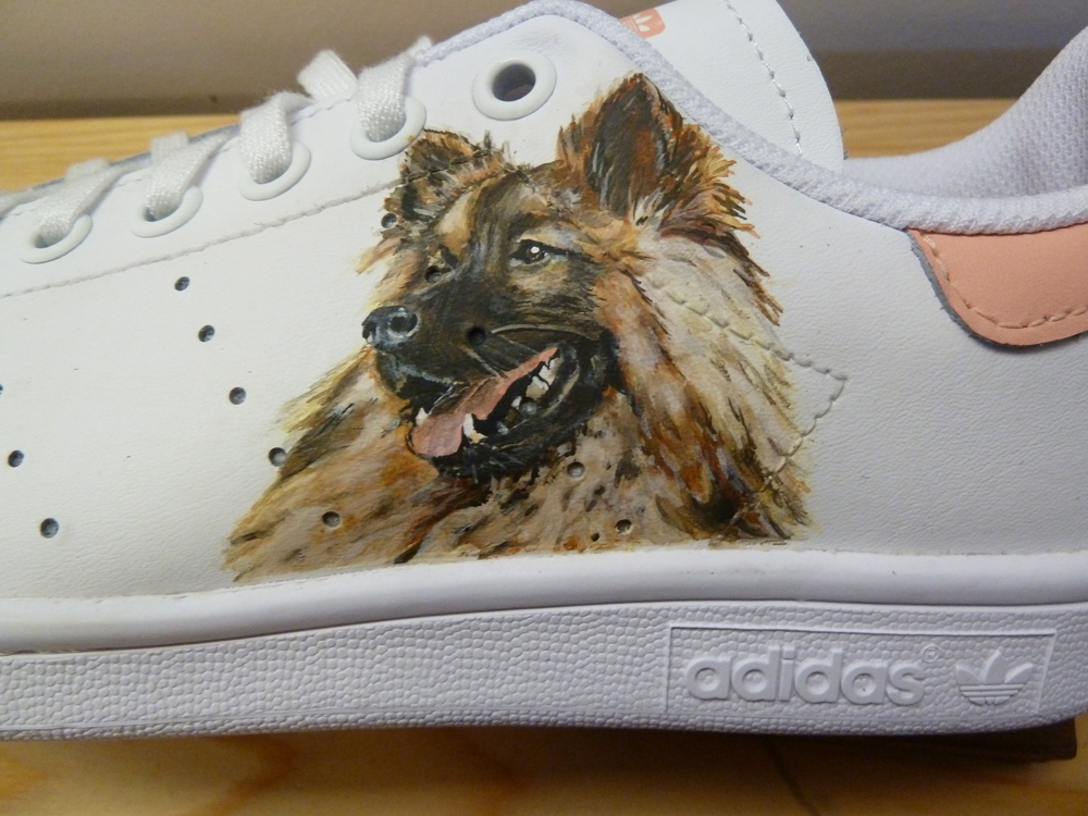 chaussures portrait chien